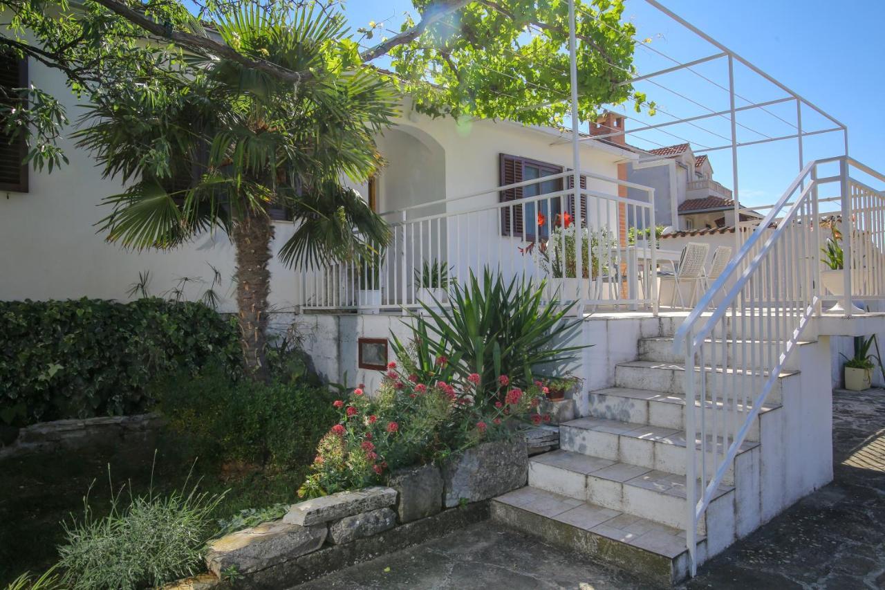 Artistic Summer House Marinovic With Garden&Bbq Supetar Exterior photo
